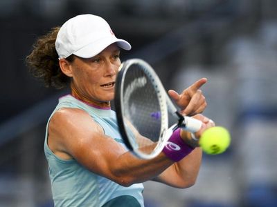 Sam Stosur makes shock one-off comeback