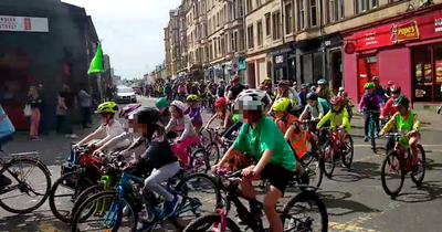 Hundreds of Edinburgh families turn out to call for 'child-friendly' cycling