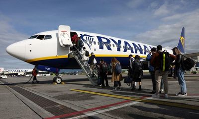 Ryanair warns of ‘fragile’ recovery as Ukraine war and Covid push it to loss