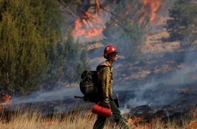 US wildfire dangers seen spreading east as climate risks grow