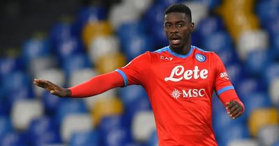 Axel Tuanzebe set for uncertain Man Utd return after disastrous Napoli loan