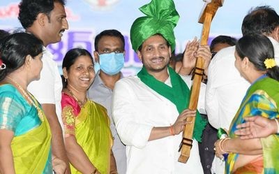 CM Jagan credits ₹3,758 crore Kharif investment aid to farmers