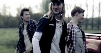 Sam Ryder unrecognisable as he flashes bum in unearthed music video with old band