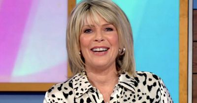 Ruth Langsford leaves Loose Women gobsmacked as she talks 'blindfolding Eamonn'