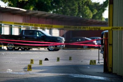 Shooting at Houston flea market leaves two dead and three hospitalised