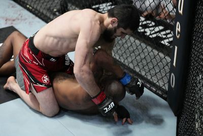 Islam Makhachev calls for Charles Oliveira title fight, vows to finish him on ground