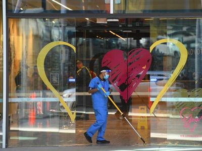 Inquiry into COVID hotel quarantine death