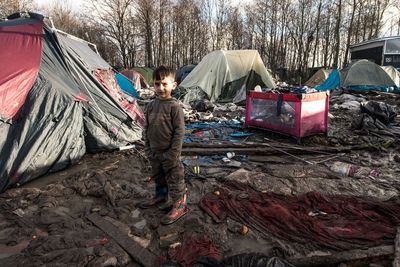 Home Office doubles time lone child refugees must wait to join family in UK as resources diverted to Ukraine