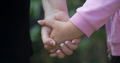 Research suggests kids get brain power from their mums