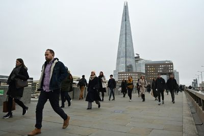 UK unemployment dips but wages hit by inflation