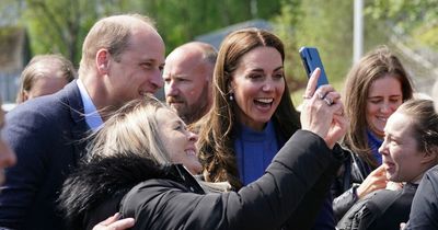 Prince William and Kate Middleton bend royal rule while meeting well wishers