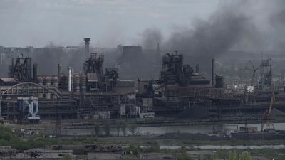 Ukraine ends "combat mission" at Mariupol steel plant