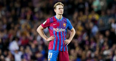 Barcelona disclose transfer 'priority' after Frenkie de Jong message to Erik ten Hag