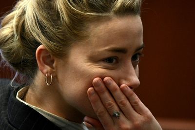 Depp lawyers wrap up cross-examination of Amber Heard