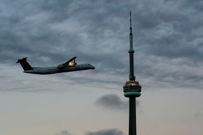 Canadian transport minister denies seeking flight cuts