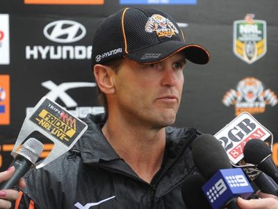 Potter confirmed after Barrett's Dogs exit