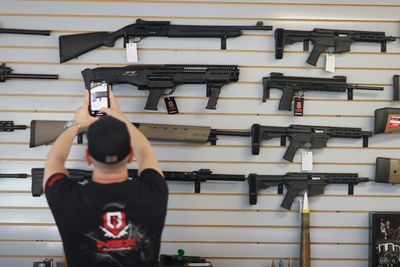 US is flooded with guns: Justice Dept