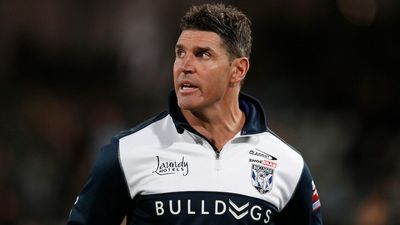 Bulldogs NRL captain Josh Jackson goes into bat for former coach Trent Barrett