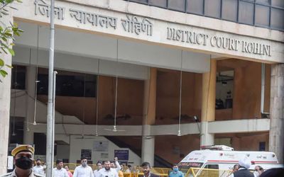Delhi: Fire breaks out at Rohini Court; No casualty reported