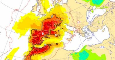 Spain weather: Irish tourists warned of heatwave with over 40C possible amid 'unusual' forecast