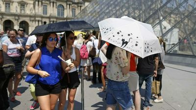 'Heat dome' in France delivers record May temperatures