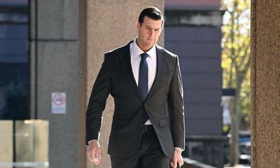 Ben Roberts-Smith’s defamation trial hears conflicting evidence over Afghan deaths