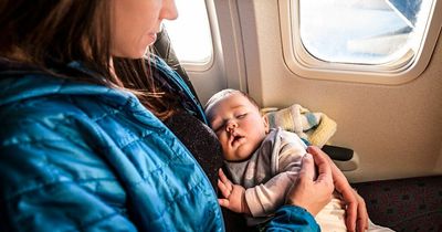 Ryanair passenger refuses to swap seats for mum and young baby - dividing opinion