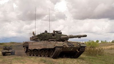 Czechs to get German tanks, will look to buy more