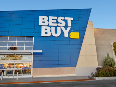 Best Buy Stock Hits 52-Week Low: What's Going On?