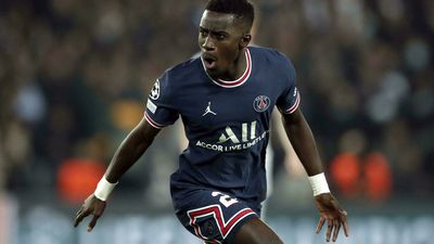 Ethics chiefs urge PSG's Gueye to explain absence from anti-homophobia campaign