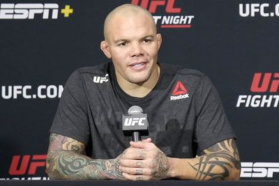 Anthony Smith: Talk of Jan Blachowicz UFC title shot ‘kind of confusing the sh*t out of me’