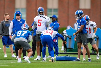 Giants’ Xavier McKinney, Kayvon Thibodeaux pair up for INT in OTAs