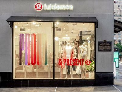 Why This Investor Sold Lululemon Stock Following Target's Earnings
