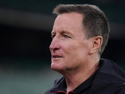 Worsfold makes surprise return at Eagles