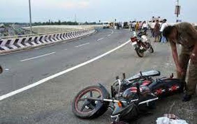 UP: Two dead as bus hits motorcycle in Chitrakoot