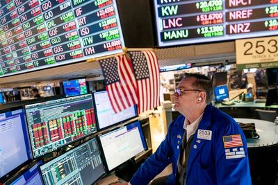 Stock markets tumble as inflation surges and recession fears intensify