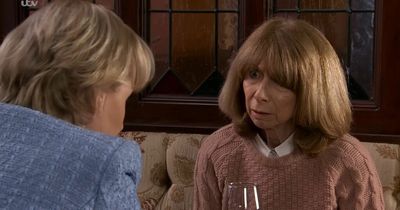 ITV Coronation Street's Gail and Sally scenes leave fans 'choking on their tea' as they demand more