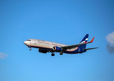 Russian airlines hit with new sanctions as UK targets Putin’s economy