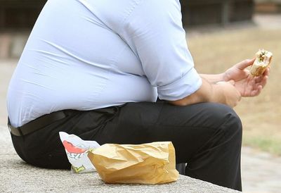 Obese adults set to outnumber those at healthy weight in UK within five years, report warns