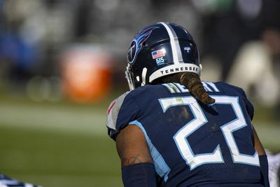 Derrick Henry tied for best odds to win rushing title in 2022