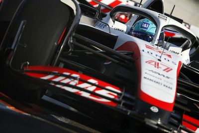 Haas expects no "pain" from two-month wait for F1 updates