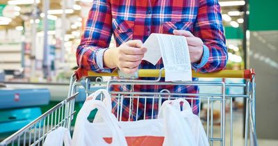 10 tips to help you save money on your supermarket shop