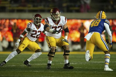 USC LT Andrew Vorhees is a name to watch for Raiders for 2023 NFL Draft