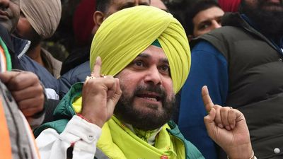 Let off with 1,000 fine in 2018, Navjot Singh Sidhu gets 1-year RI in 1988 road rage case