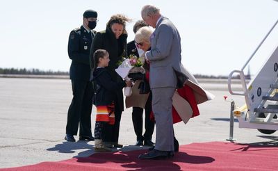 Charles and Camilla ‘feed the fire’ in a ceremony on final day of Canada tour