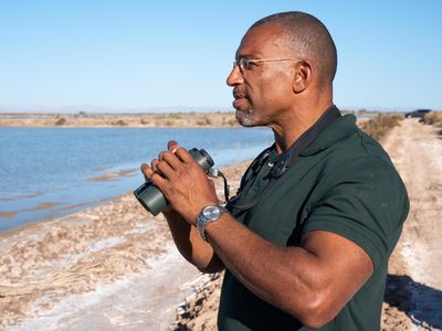 Bird-watcher wrongfully accused in Central Park video gets a bird-watching TV show