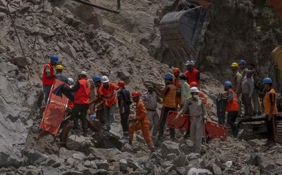 1 dead, 10 trapped as tunnel caves on Srinagar-Jammu national highway near Ramban