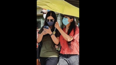 Stay hydrated to keep medical problems away: Doctors to Lucknow residents