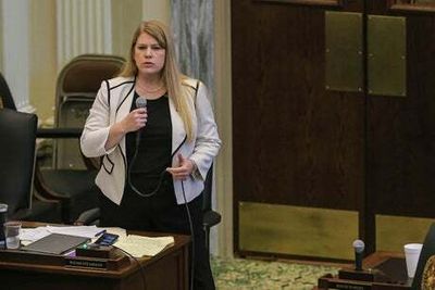 Oklahoma lawmakers pass near-total abortion ban