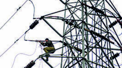 Officials blame poor infra, short supply for power outages in Ranchi